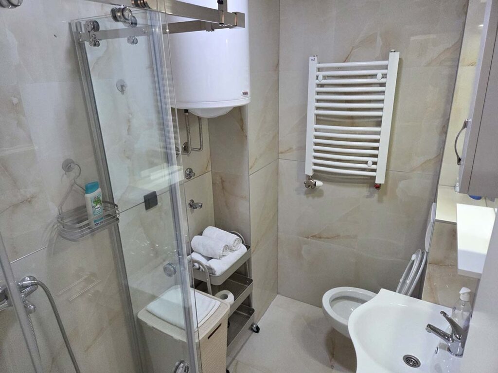 Kupatilo – Simić Apartman 10 Valjevo